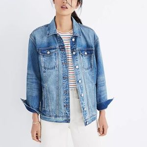Madewell S (2-4) The Oversized Jean Jacket in Capstone Wash
